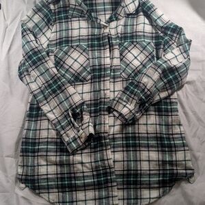 No Boundaries Black and Green Plaid Shirt